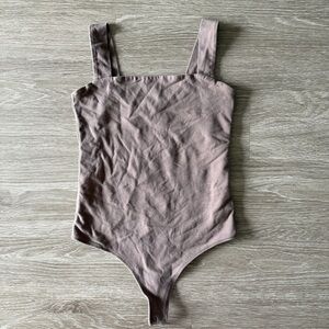 Abercrombie & Fitch tan square neck bodysuit sz S
